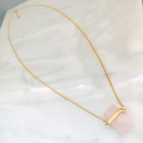 ✨ JUST 1 LEFT!✨ Rose Quartz Pendant Necklace - Picture 3 of 6