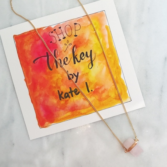 ✨ JUST 1 LEFT!✨ Rose Quartz Pendant Necklace - Picture 6 of 6