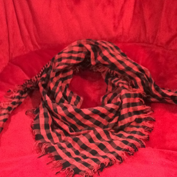 Scarf - Picture 1 of 1