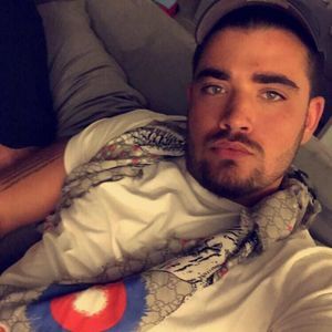 Meet your Posher, Roey