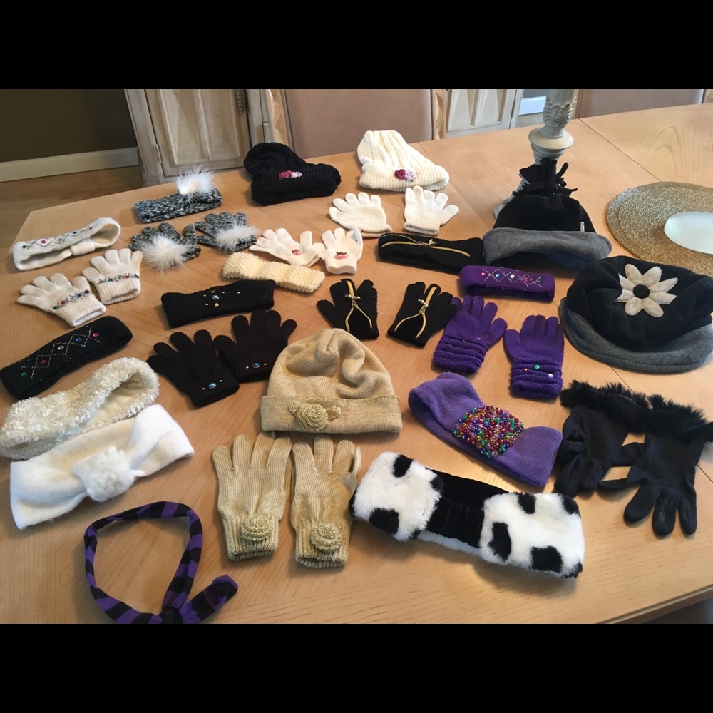 Hats Headbands Gloves for young girls
