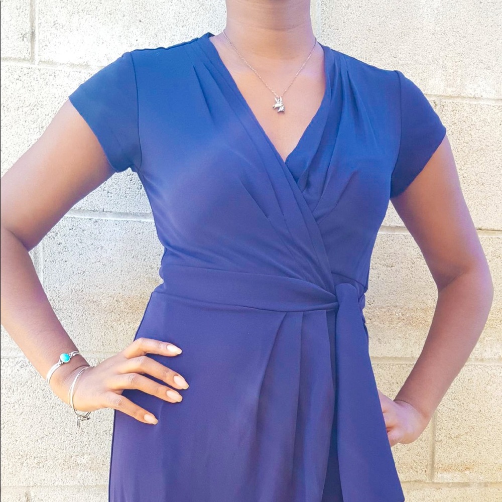 Ann Taylor navy blue dress. - Picture 1 of 3