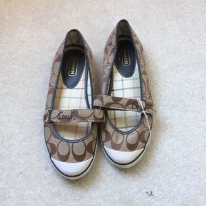 Coach ballet flats
