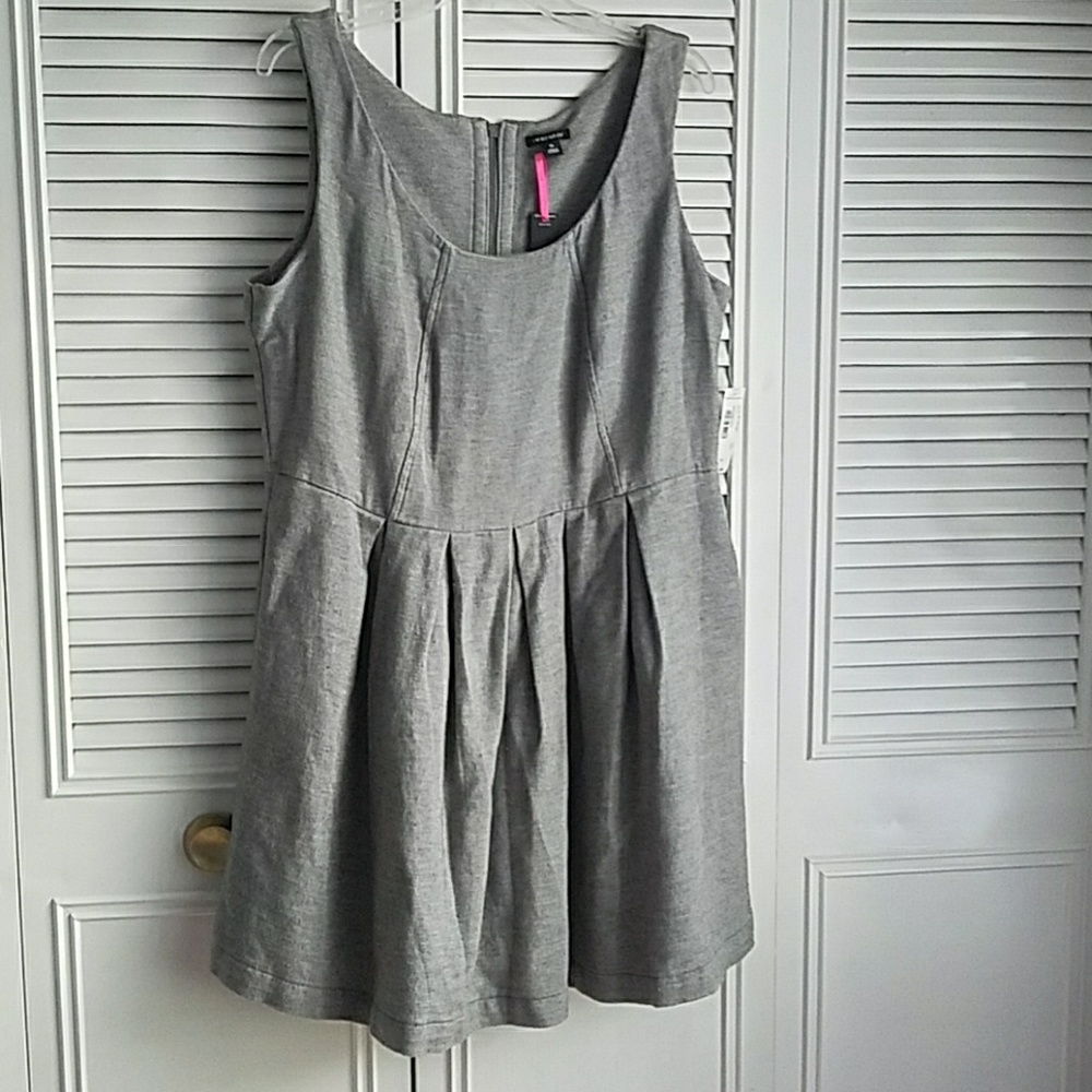 I Heart Ronson. Grey dress. 16. NWT.