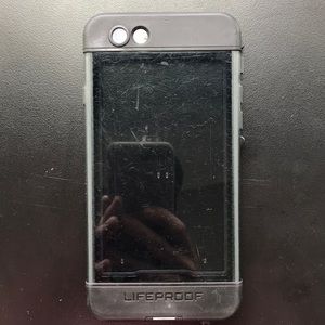 Life proof nuud case