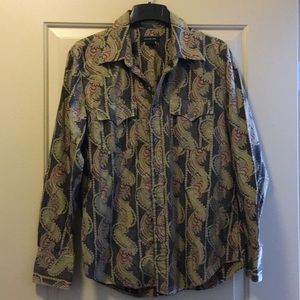 LG. Calvin Klein Jeans. Long sleeve shirt.