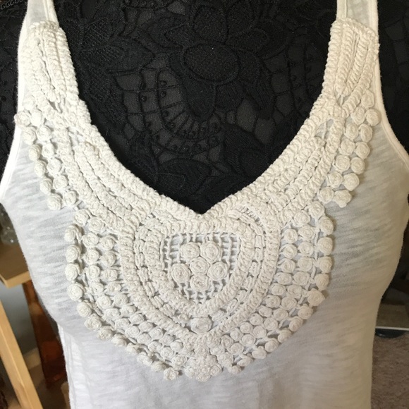 THIN CREAM CROCHET KNIT CAMISOLE - Picture 2 of 4