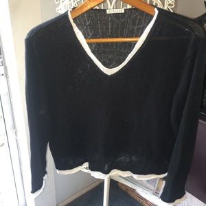 Avalin knitted women's top. Size