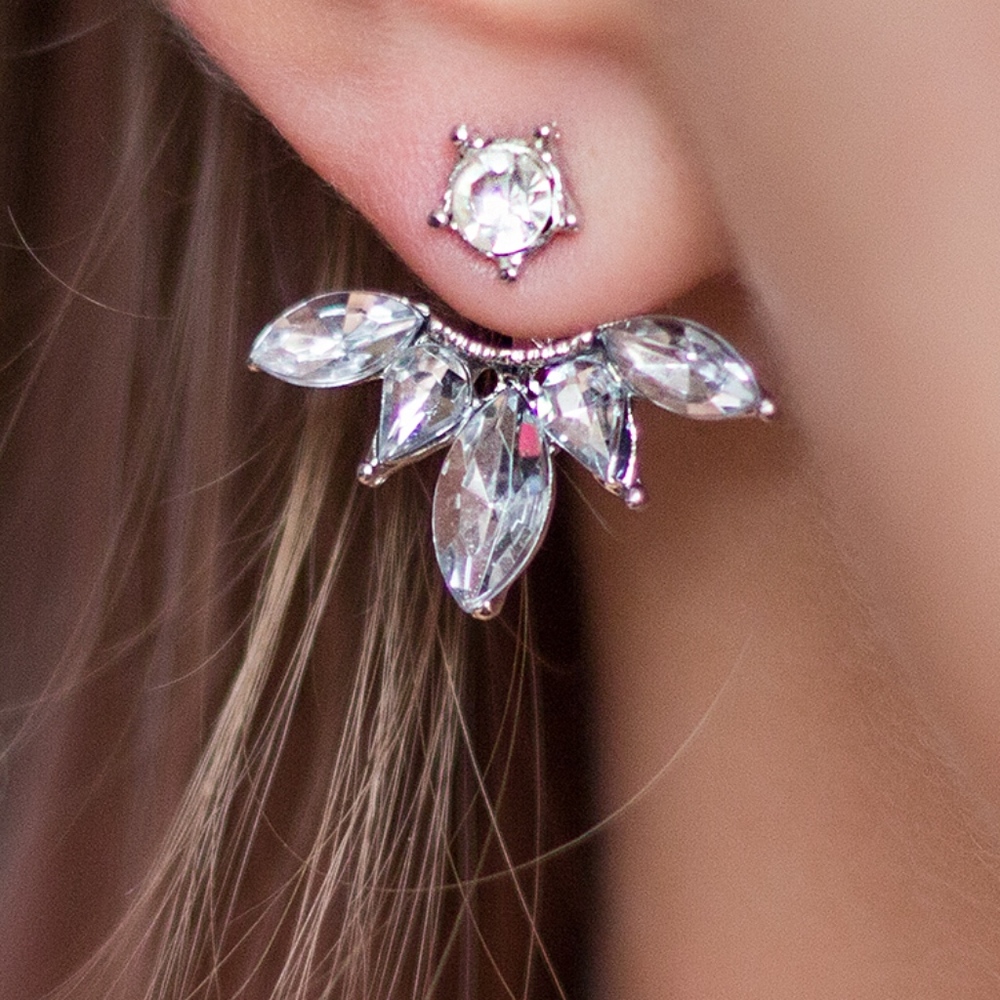Cuff Clip Leaf Statement Stud Earring - Picture 3 of 7