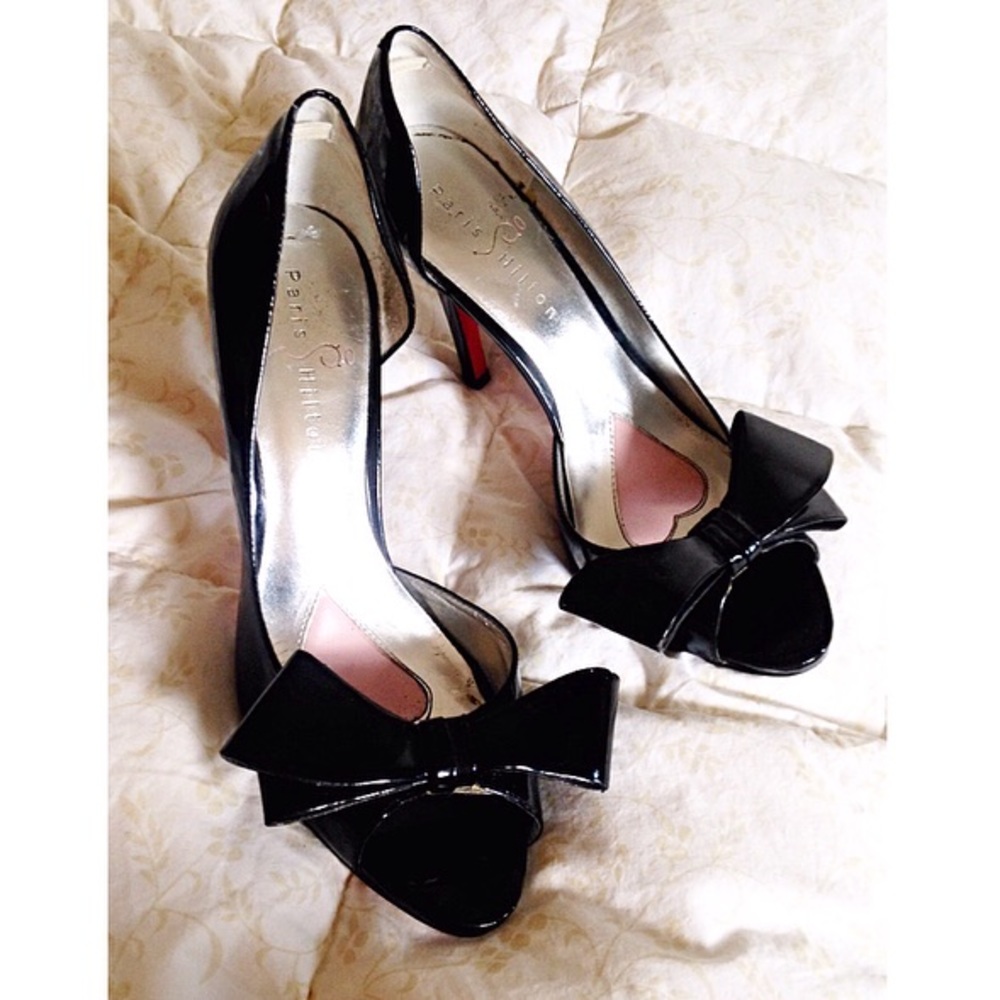 Sweet bow heels
