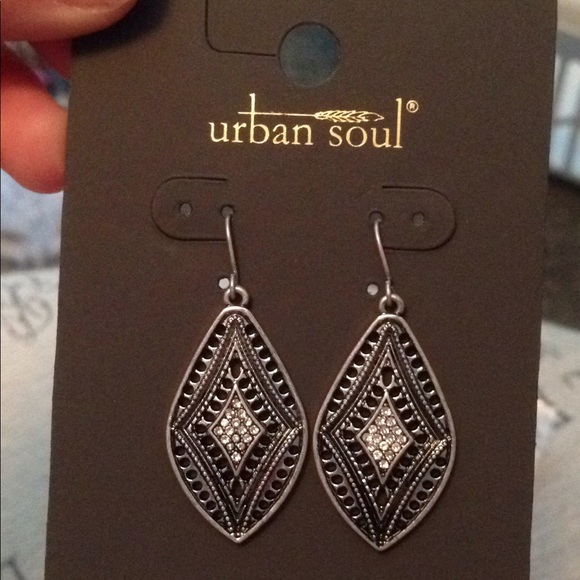 Urban Soul Jewelry - NWT Urban Soul silver earrings