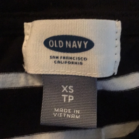 Capsule peplum tank. - Picture 3 of 3