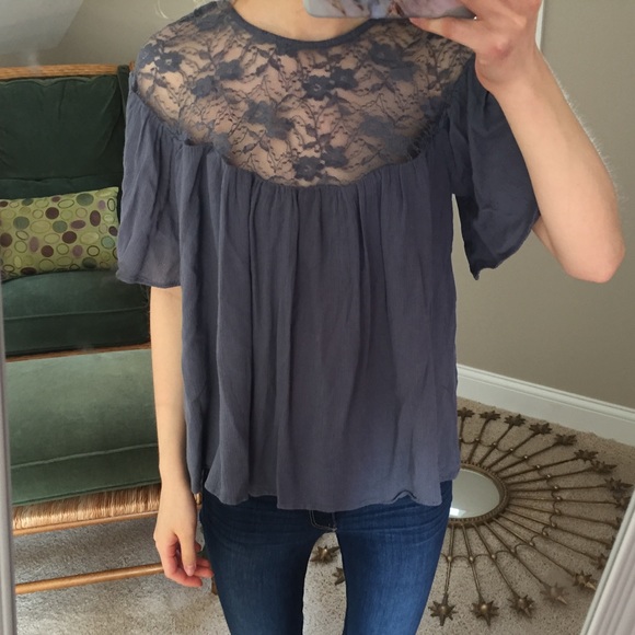 NWT lace shirt sleeve shirt - Picture 2 of 6