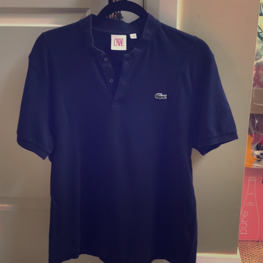 Lacoste active Tee. 95% left. Good design