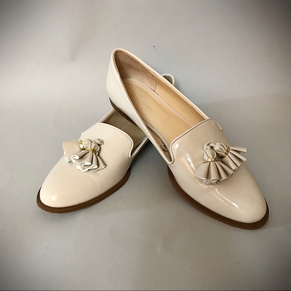Zara Shoes - Zara Ivory Patent Tassel Flats