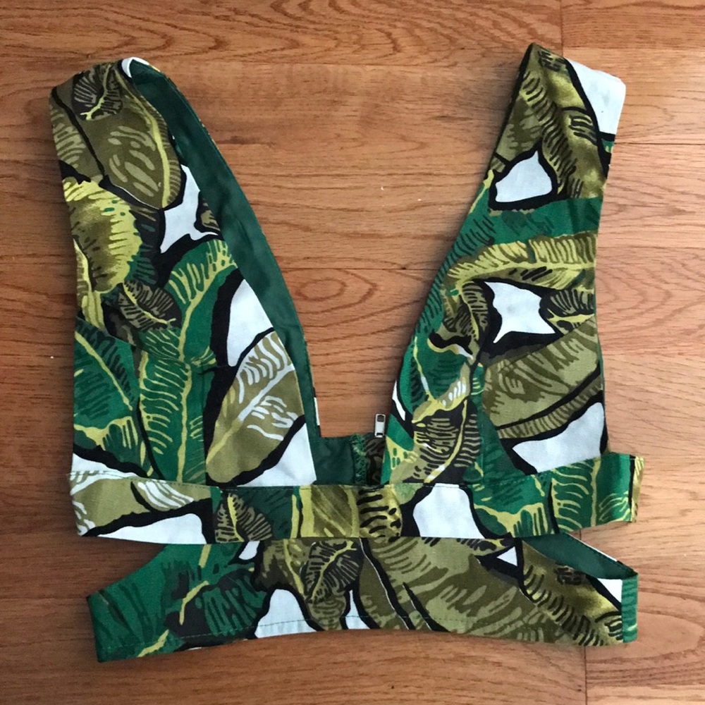 Lavish Alice cut-out top