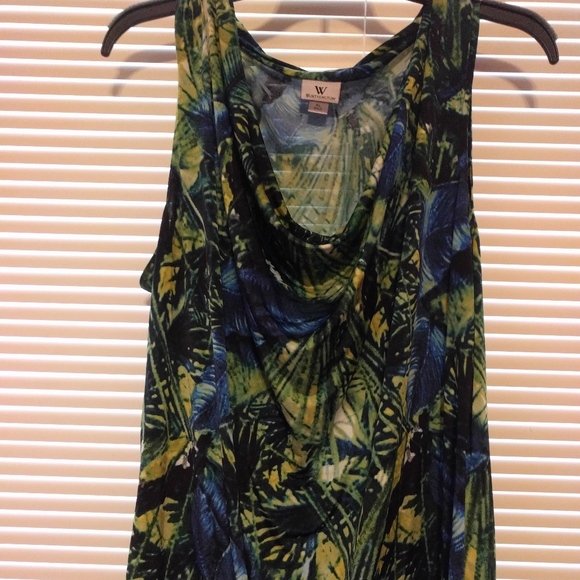 Leaf Patterned Tank - Picture 1 of 2