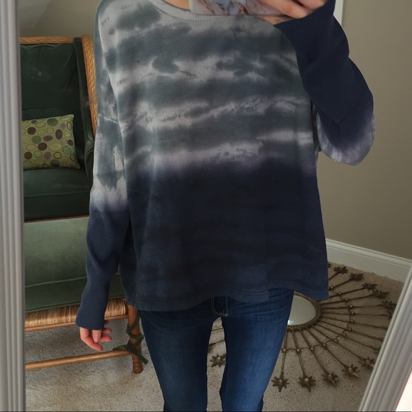American Eagle Outfitters Tops - SALE NWOT ae pullover