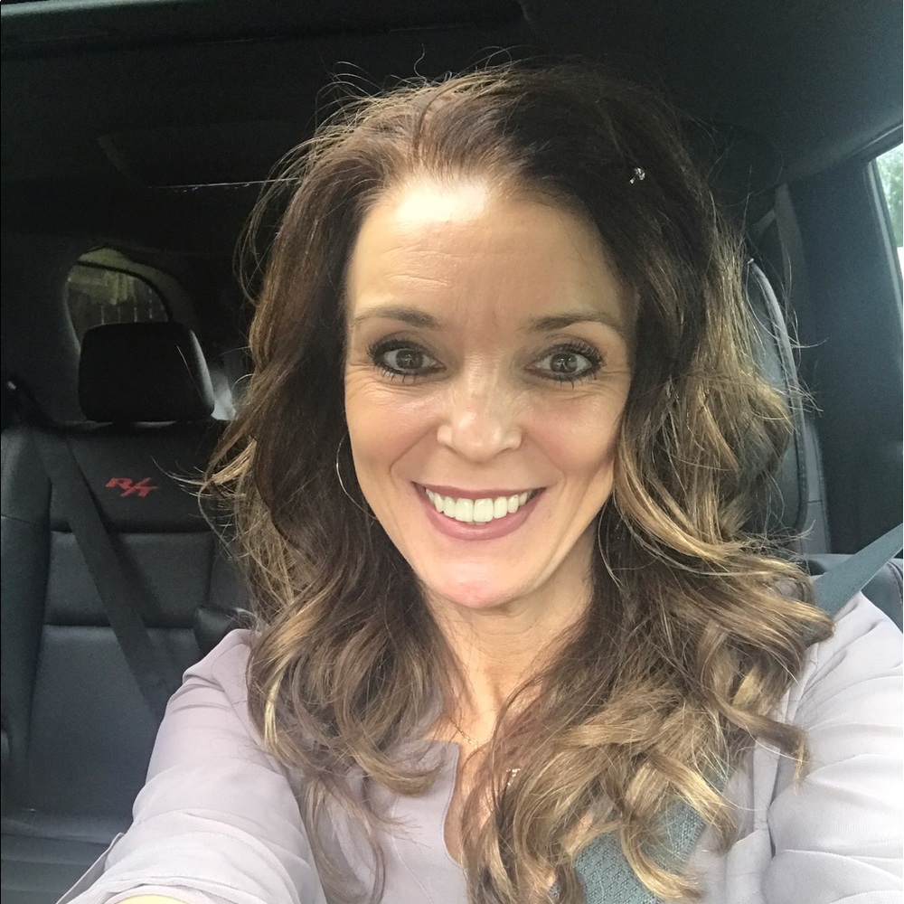 Meet your Posher, M'chele