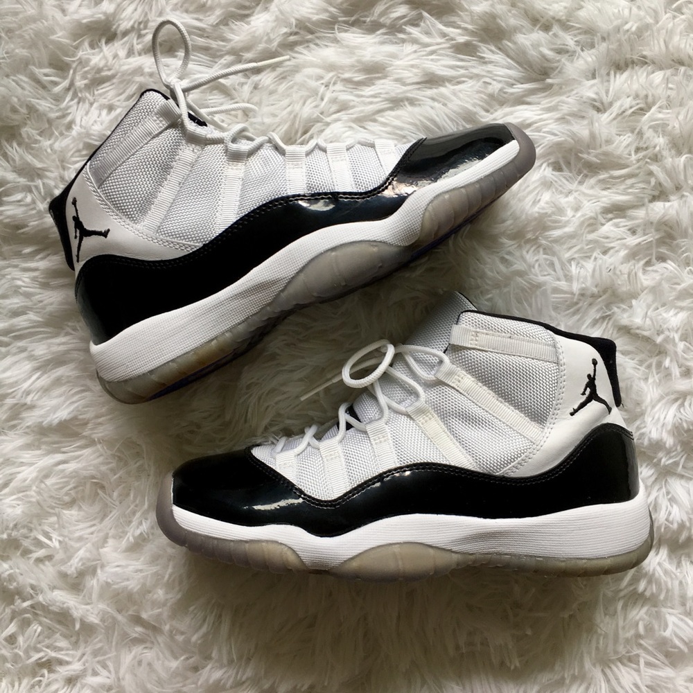 Air Jordan 11 Concord