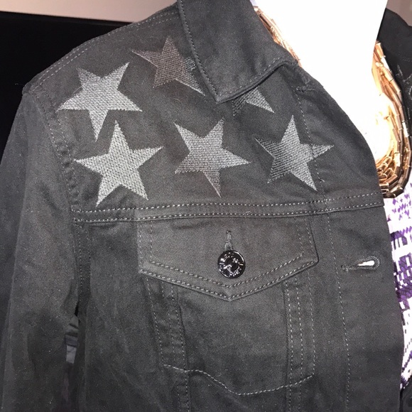 SOLD ✨Lularoe Unicorn 🦄 Jaxon - Picture 2 of 6