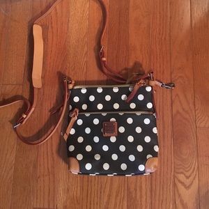 Dooney & Bourke bag