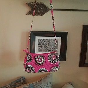 Cute Vera Bradley crossbody purse