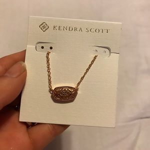 Kendra Scott necklace