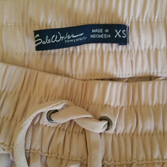 Light Pink Drawstring Shorts - Picture 5 of 6