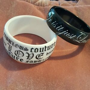2 Juicy Couture bangle bundle ♥️♥️♥️