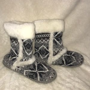 fluffy winter slippers