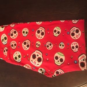 LuLaRoe Leggings -RARE dead of the dead print