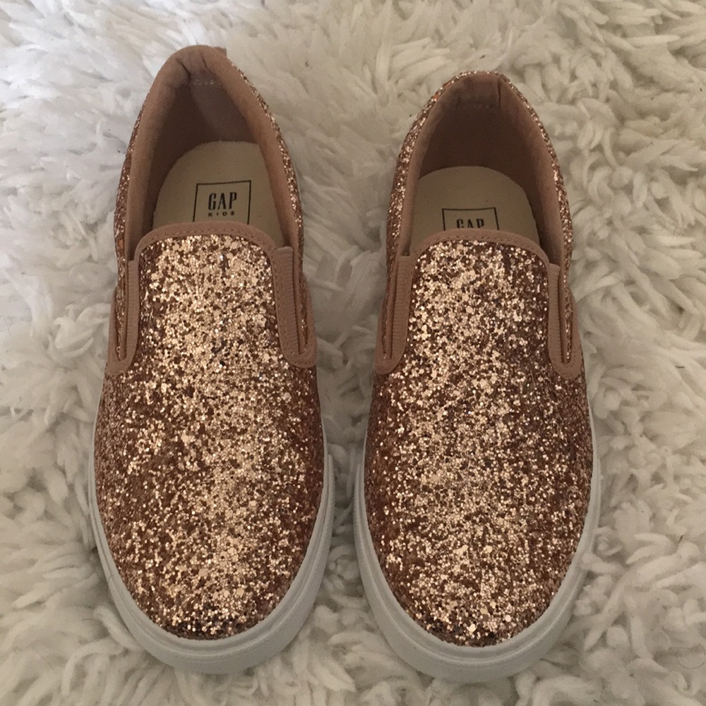 Gap slip on sneakers