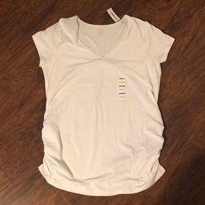 Old navy maternity t-shirt