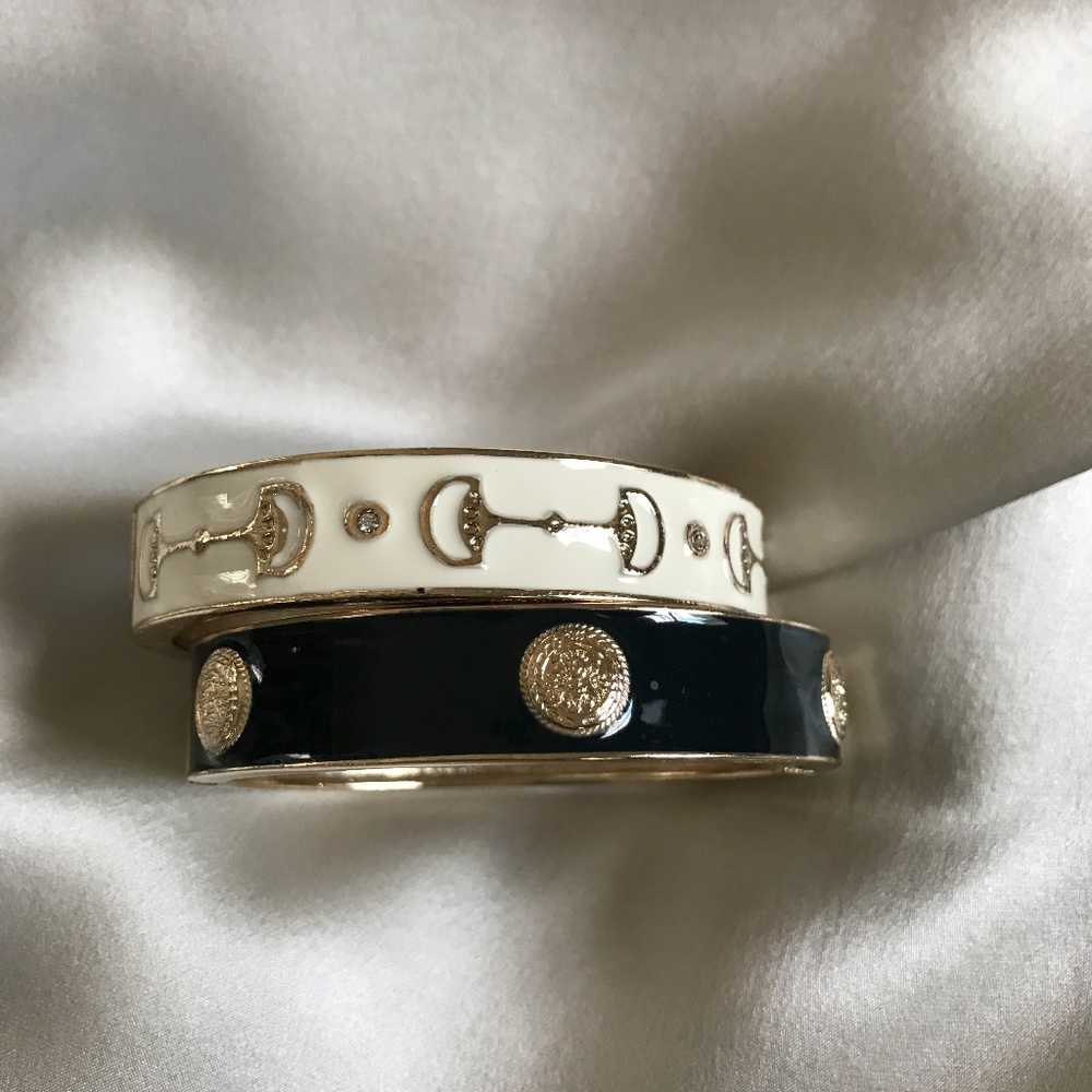 Spring Hinge Bracelet Set - Picture 2 of 2