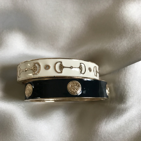 Spring Hinge Bracelet Set - Picture 2 of 2