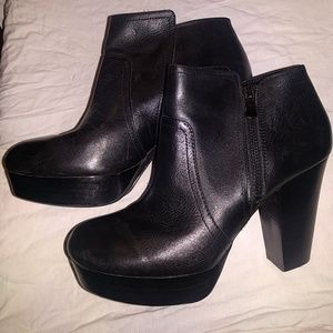 Gianni Bini  Platform Ankle Boots