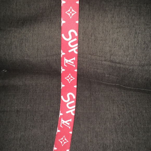 Louis Vuitton x supreme belt - Picture 3 of 3