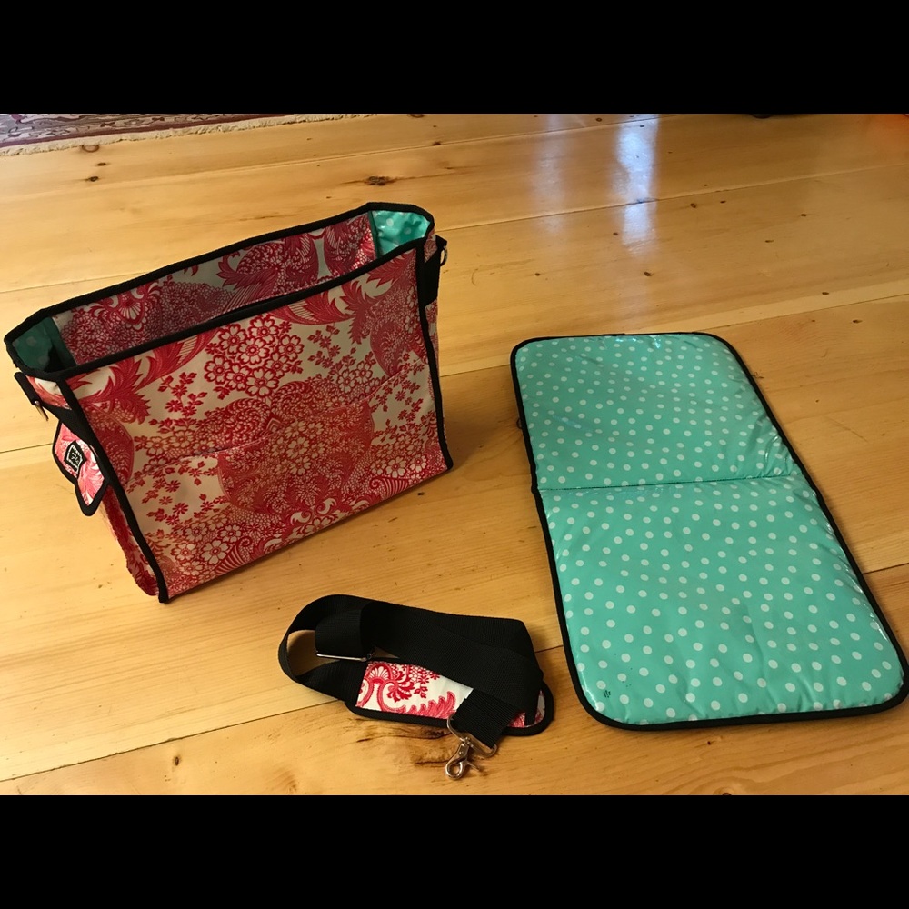 Flee Bag Stowaway Tote