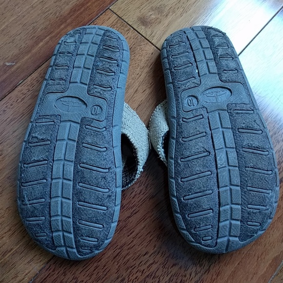 Boy flip flops size 10 - Picture 2 of 2