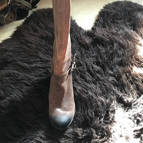 Awesome high rustic boots - Picture 3 of 3