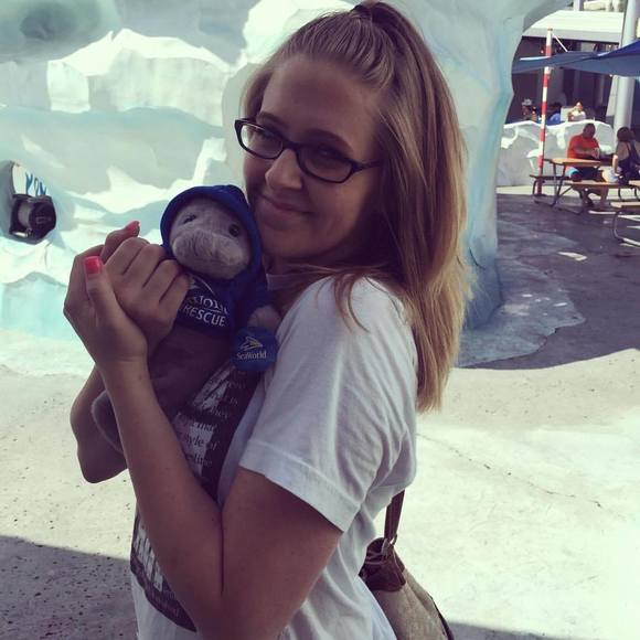 Meet your Posher, Kathleen - Picture 2 of 6