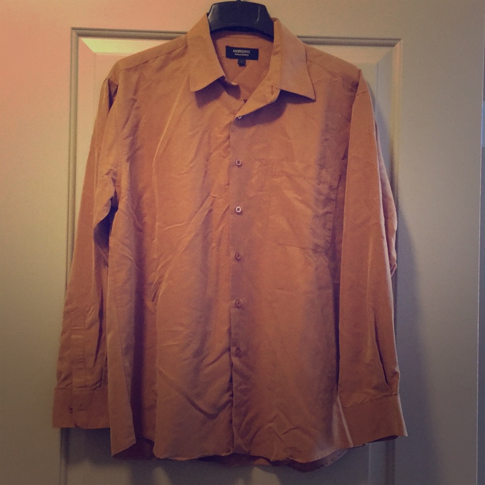 Giorginni long sleeve shirt.
