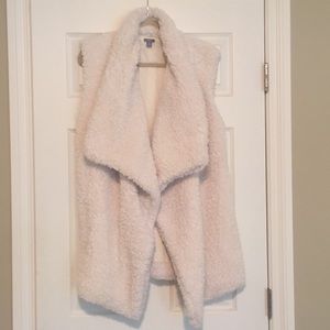 Aerie Long Ivory Sherpa Vest XS