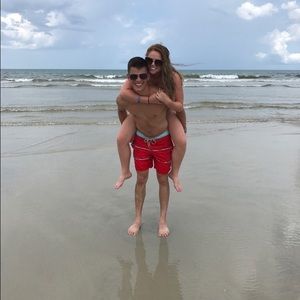 Meet your Posher, Taylor