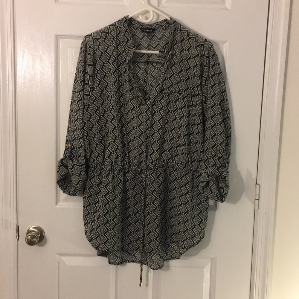 Black and white drawstring waist blouse
