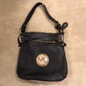 Michael Korea Black & gold purse