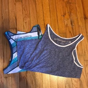 Mossimo Supply Co. Tank Tops - Size: M