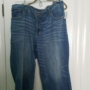 Mid-Rise Plus-Size Cropped Kick-Flare Jeans