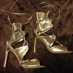 NWOT Gold lace up heels